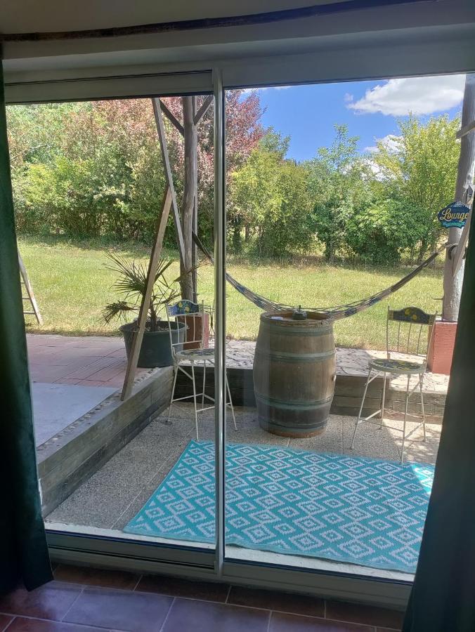 Chez Chapelle In The Heart Of The Gascony With Pool And Hot Tub Apartment Auch Bagian luar foto