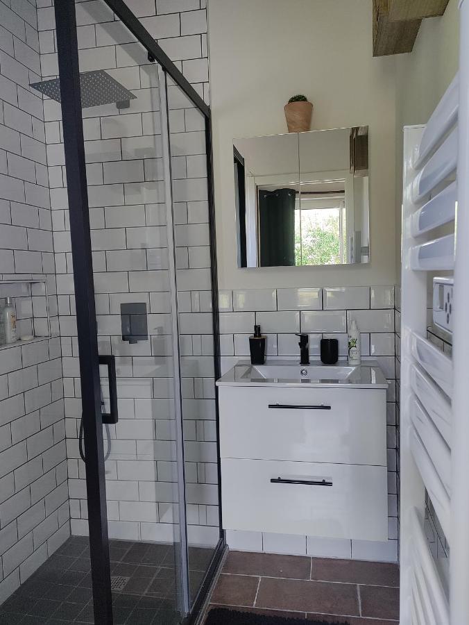 Chez Chapelle In The Heart Of The Gascony With Pool And Hot Tub Apartment Auch Bagian luar foto