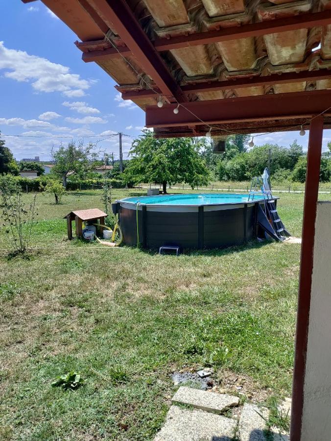 Chez Chapelle In The Heart Of The Gascony With Pool And Hot Tub Apartment Auch Bagian luar foto