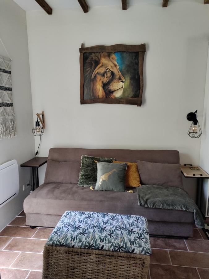 Chez Chapelle In The Heart Of The Gascony With Pool And Hot Tub Apartment Auch Bagian luar foto