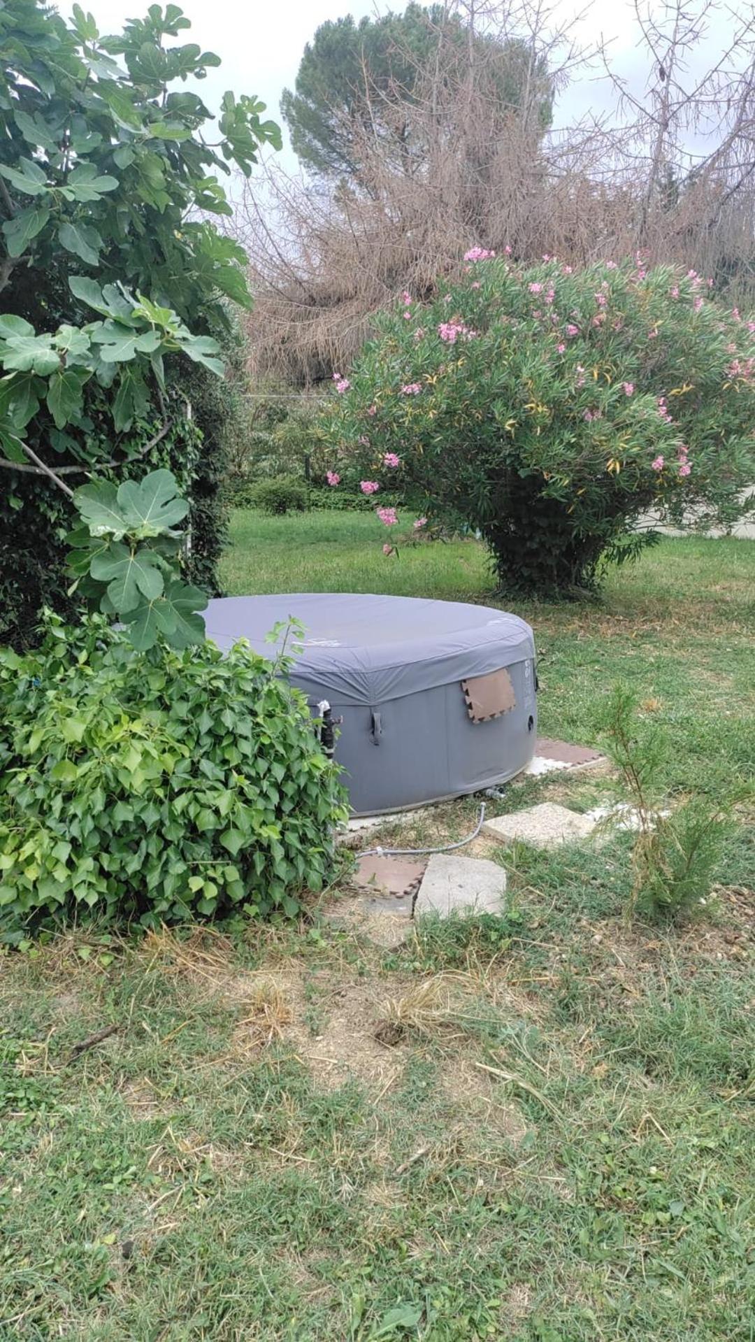 Chez Chapelle In The Heart Of The Gascony With Pool And Hot Tub Apartment Auch Bagian luar foto